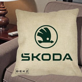 Perna Personalizata cu emblema Skoda, 40x40 cm, Crem, Husa Detasabila, Perna Inclusa, BEKZ®