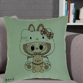 Perna Personalizata Labubu x Hello Kitty Maro-Vintage, 40x40 cm, Verde, Husa Detasabila, Perna Inclusa, BEKZ®