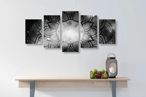 Tablou 5-piese Mandala cu un fundal de galaxie în design alb-negru