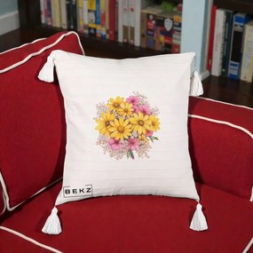 Perna Decorativa Floarea-Soarelui cu Cosmos Roz si Gypsophila, 40x40 cm, Bej cu Franjuri, Husa Detasabila, Perna Inclusa, BEKZ®