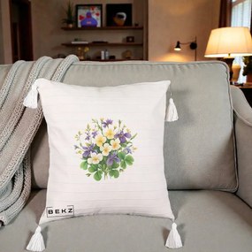 Perna Decorativa Viorele Iris Violet si Trifoi, 40x40 cm, Bej cu Franjuri, Husa Detasabila, Perna Inclusa, BEKZ®