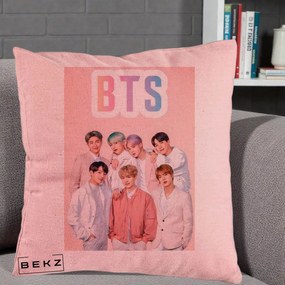 Perna Personalizata K-pop BTS Foto Grup cu BTS si Fond Roz Pastel, 40x40 cm, Roz, Husa Detasabila, Perna Inclusa, BEKZ®