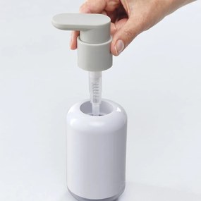 Dozator de săpun lichid alb din plastic 300 ml Duo – Joseph Joseph