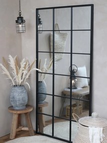 Oglinda decorativa de perete, Factory