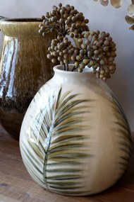 Vază decorativă din ceramică artizanală albă glazurată, pictată manual cu frunze de palmier, 23x23 cm, „Tropique"