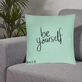 Perna Decorativa Be Yourself Caligrafie Neagra, 40x40 cm, Verde Menta, Husa Detasabila, Perna Inclusa, BEKZ®