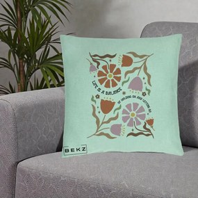 Perna Decorativa Life is a Balance Floral, 40x40 cm, Verde Menta, Husa Detasabila, Perna Inclusa, BEKZ®
