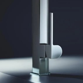 Baterie lavoar Grohe Plus, pipa pivotanta si afisaj LED, ventil click clack