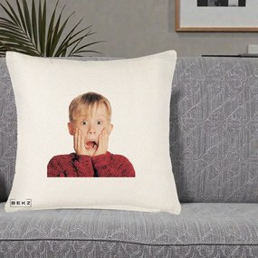 Perna Decorativa Kevin Singur Acasa, 40x40 cm, Crem Reliefat, Husa Detasabila, Perna Inclusa, BEKZ®