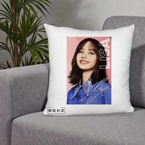 Perna Personalizata K-pop BLACKPINK Lisa cu Semnatura, 40x40 cm, Alb Pufos, Husa Detasabila, Perna Inclusa, BEKZ®