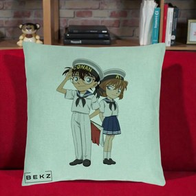 Perna Personalizata Detective Conan Conan si Ai Sailor, 40x40 cm, Verde Menta, Husa Detasabila, Perna Inclusa, BEKZ®