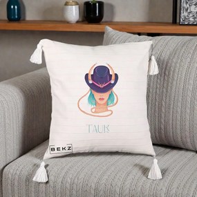 Perna Personalizata Zodie Taur, 40x40 cm, Bej cu Franjuri, Husa Detasabila, Perna Inclusa, BEKZ®