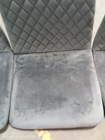 Promotie Scaun gri IRYS VELVET cu picioare negre a II-a calitate