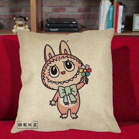 Perna Personalizata Labubu Roz cu Morisca, 40x40 cm, Crem, Husa Detasabila, Perna Inclusa, BEKZ®