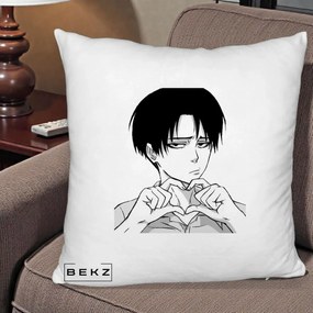 Perna Personalizata Levi Ackerman Inima, 40x40 cm, Alb Pufos, Husa Detasabila, Perna Inclusa, BEKZ®