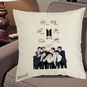 Perna Personalizata K-pop BTS Autografe Toti Membrii cu Fotografie, 40x40 cm, Ecru, Husa Detasabila, Perna Inclusa, BEKZ®