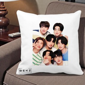 Perna Personalizata K-pop BTS Bangtan Boys Portret Grup Fanart, 40x40 cm, Alba Mata, Husa Detasabila, Perna Inclusa, BEKZ®
