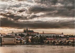 Tablou pe sticlă - Praga înnorită (70x50 cm)