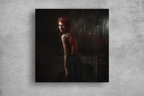 Tablou Canvas - Fotomodel cu coroana
