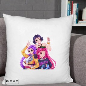Perna Personalizata K-pop HUNTRX Trio Animat Fete Foto, 40x40 cm, Alb Pufos, Husa Detasabila, Perna Inclusa, BEKZ®