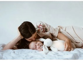 Pluș de îmbrățișat cu sunete și lumină Moonie iepuraș 2.0 organic polar