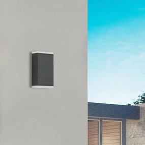 Aplică LED solară Brilagi SUN GUARD LED/2W/3,7V 2000 mAh IP45