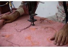 Covor pentru copii roz lavabil/țesut manual din bumbac 140x210 cm English Garden Ash Rose – Lorena Canals