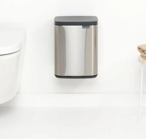 Cos de gunoi Brabantia Bo Small 1006632, 7 l, Deschidere lina si silentioasa, Baza antiderapanta, Rezistent la amprente, Otel inoxidabil/Mat