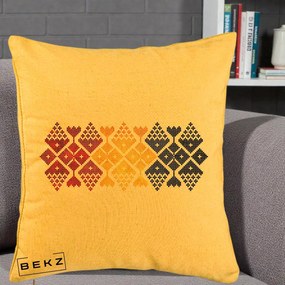 Perna Personalizata Motiv Tricolor Romanesc Broderie, 40x40 cm, Galben, Husa Detasabila, Perna Inclusa, BEKZ®