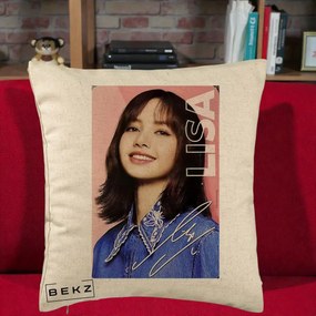 Perna Personalizata K-pop BLACKPINK Lisa cu Semnatura, 40x40 cm, Bej, Husa Detasabila, Perna Inclusa, BEKZ®