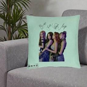 Perna Personalizata K-pop BLACKPINK Fotografie Grup Autografe Deasupra, 40x40 cm, Verde Menta, Husa Detasabila, Perna Inclusa, BEKZ®