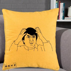 Perna Decorativa Jackie Chan WTF, 40x40 cm, Galben, Husa Detasabila, Perna Inclusa, BEKZ®