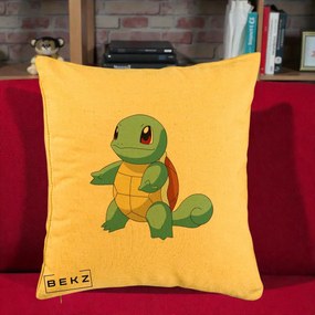 Perna Personalizata Squirtle Pokemon, 40x40 cm, Galben, Husa Detasabila, Perna Inclusa, BEKZ®
