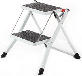 Scară metalică cu două niveluri