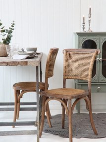 Scaun dining împletit vintage din lemn de hevea și ratan, bej, cu spătar curbat și arcuri din lemn sub șezut, finisaj patinat, 88 x 40 x 45 cm