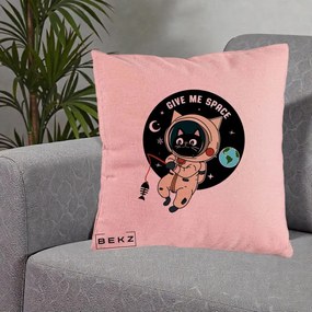 Perna Decorativa Give Me Space Pisica Astronaut, 40x40 cm, Roz, Husa Detasabila, Perna Inclusa, BEKZ®