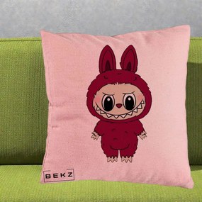 Perna Personalizata Labubu Rosu-Visiniu Solo, 40x40 cm, Roz, Husa Detasabila, Perna Inclusa, BEKZ®