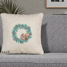 Perna Decorativa Coroana Turcoaz cu Veverita, 40x40 cm, Bej Canapea, Husa Detasabila, Perna Inclusa, BEKZ®