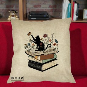 Perna Personalizata Pisica Neagra Carti Flori Fluturi, 40x40 cm, Crem, Husa Detasabila, Perna Inclusa, BEKZ®