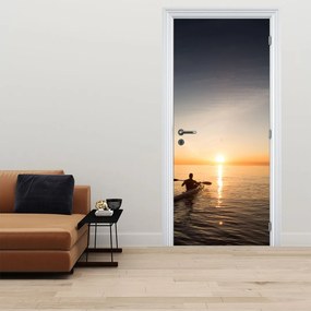 Fototapet pentru ușă - caiac pe mare (95x205cm)