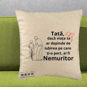 Cadou pentru Tata - Perna Personalizata Tata Nemuritor Bicicleta, 40x40 cm, Bej, Husa Detasabila, Perna Inclusa, BEKZ®