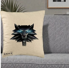 Perna Decorativa The Witcher Wolf Head, 40x40 cm, Bej, Husa Detasabila, Perna Inclusa, BEKZ®