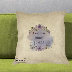 Cadou pentru Bunica - Perna Personalizata Cea Mai Buna Bunica Flori Mov Acuarela Negru, 40x40 cm, Crem, Husa Detasabila, Perna Inclusa, BEKZ®
