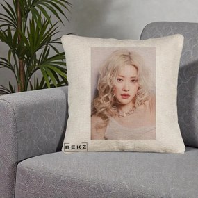 Perna Personalizata K-pop BLACKPINK Rose, 40x40 cm, Bej Canapea, Husa Detasabila, Perna Inclusa, BEKZ®