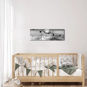 Tablou - Avion în nori, alb și negru (cu ceas) (90x30 cm)
