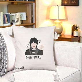 Perna Personalizata Wednesday Snap Twice, 40x40 cm, Bej cu Franjuri, Husa Detasabila, Perna Inclusa, BEKZ®