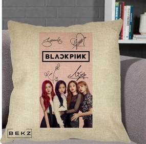 Perna Personalizata K-pop BLACKPINK Semnaturi si Foto, 40x40 cm, Crem, Husa Detasabila, Perna Inclusa, BEKZ®