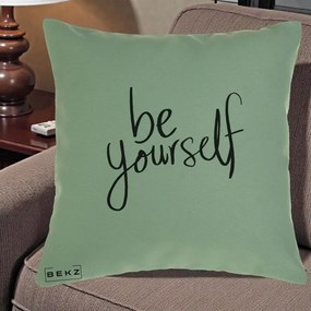 Perna Decorativa Be Yourself Caligrafie Neagra, 40x40 cm, Verde, Husa Detasabila, Perna Inclusa, BEKZ®