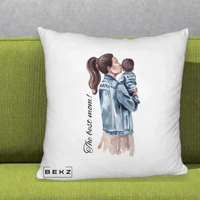 Cadou pentru Mama - Perna Personalizata The Best Mom Jachete, 40x40 cm, Alb Pufos, Husa Detasabila, Perna Inclusa, BEKZ®