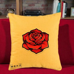 Perna Decorativa Trandafir Rosu Tattoo, 40x40 cm, Galben, Husa Detasabila, Perna Inclusa, BEKZ®